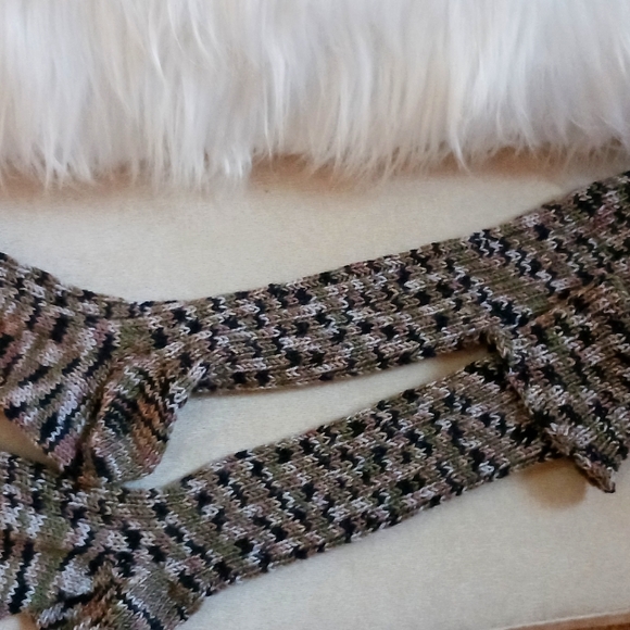 Hand-knitted Socks - Picture 2 of 4